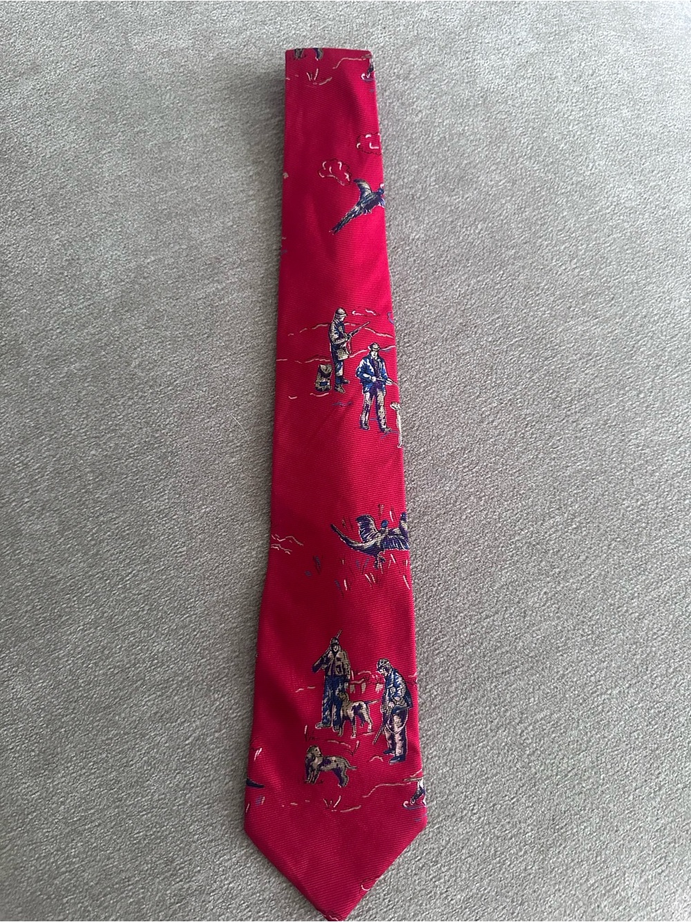Red Men's Hunting Scene Silk Tie made in Italy